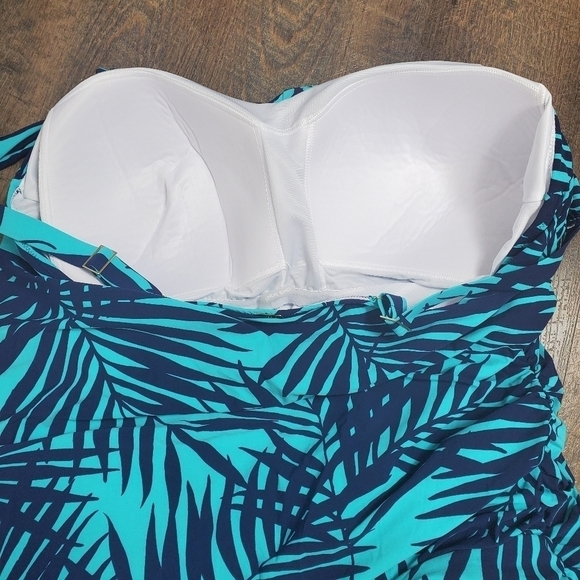 Lands End One Piece Swimsuit Ruffle Hem Swimdress - Picture 4 of 13